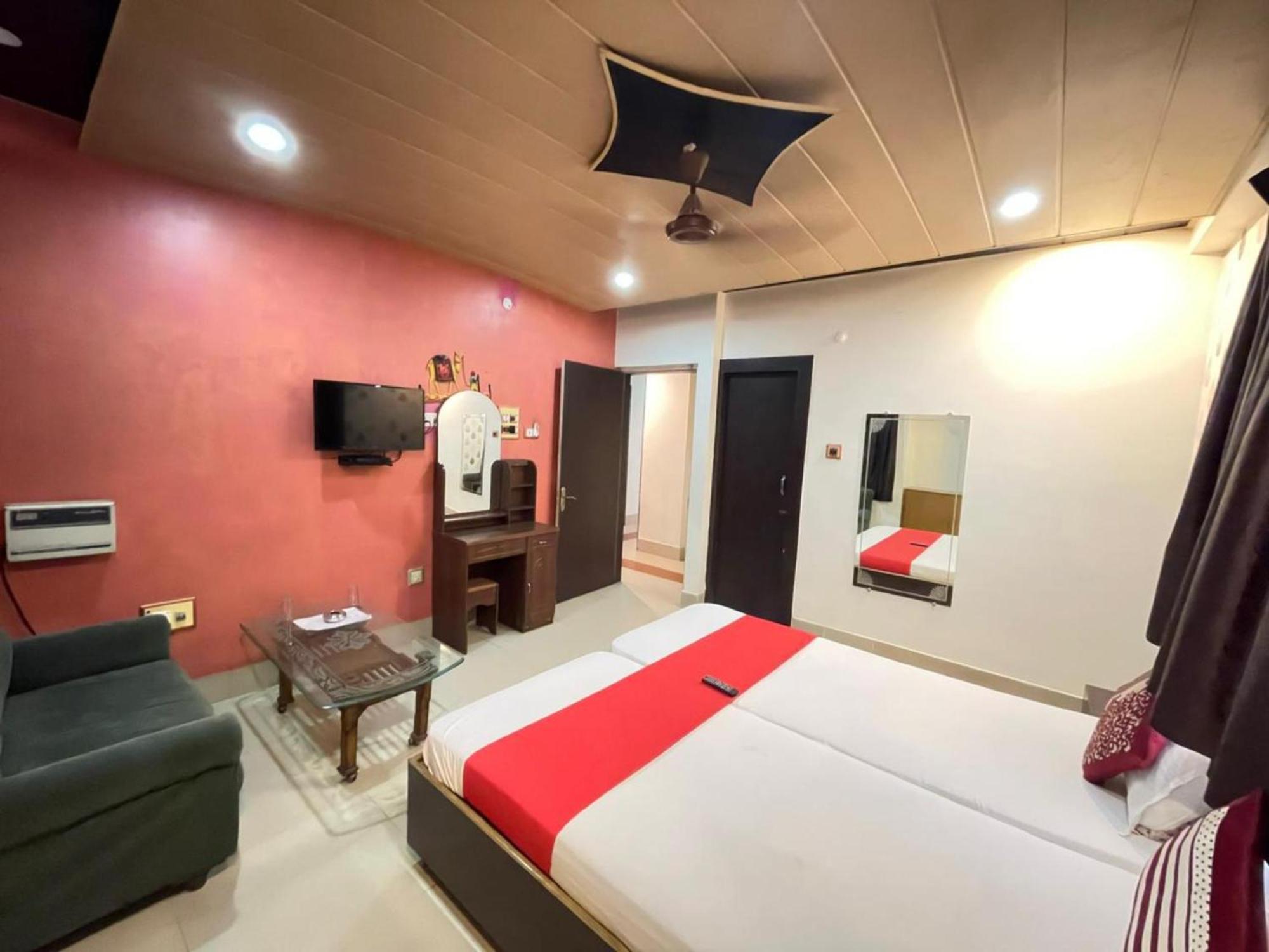 Grg R P International Patna Hotel Patna  Eksteriør billede